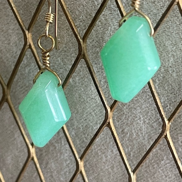 Natural Green Aventurine Earrings – Gold-Filled Wire Wrapped Handmade Dangle - Picture 5 of 10